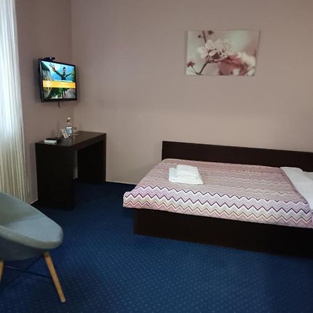 Gosudar Hotel Kropyvnytskyj Eksteriør billede