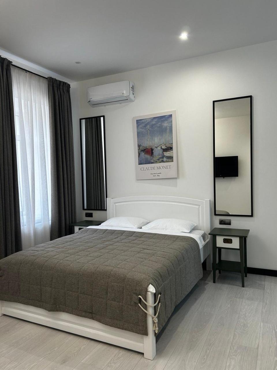 Gosudar Hotel Kropyvnytskyj Eksteriør billede