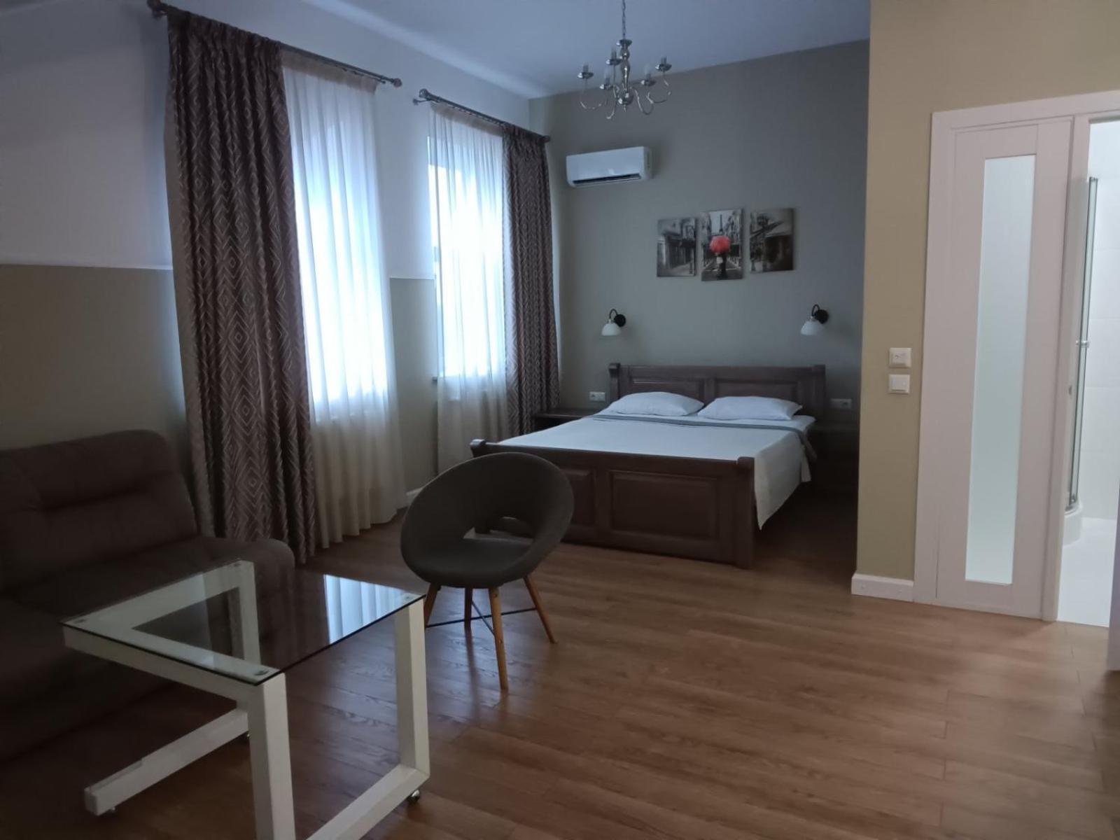 Gosudar Hotel Kropyvnytskyj Eksteriør billede